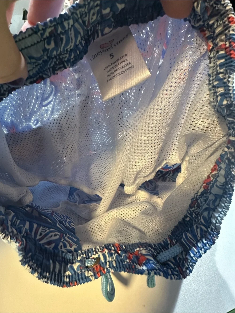 Boys Vineyard Vines swim trunks - size 5